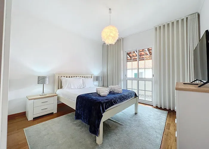 Moradia Uriel Santa Cruz (Madeira)